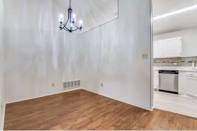 1126 Hemlock Drive, DeSoto, TX 75115 - Photo 9