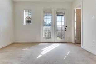 1120 Hemingway Ln, Irving, TX 75063 - Photo 19