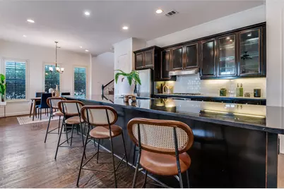 1120 Hemingway Lane, Irving, TX 75063 - Photo 7