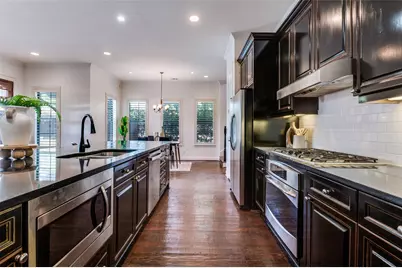 1120 Hemingway Lane, Irving, TX 75063 - Photo 5