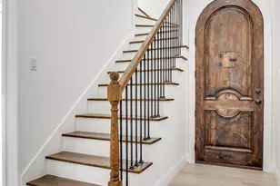 5612 Barkridge Dr, Granbury, TX 76048 - Photo 3