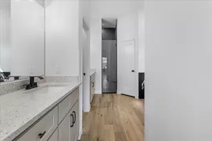 4715 Ramey Ave, Fort Worth, TX 76105 - Photo 17