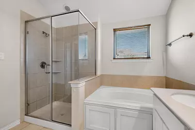 719 Emily Lane, Richardson, TX 75081 - Photo 31