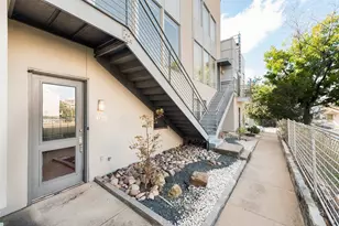 959 W Bluff St, Fort Worth, TX 76102 - Photo 23