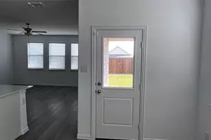 620 Truman St, Little Elm, TX 75068 - Photo 5