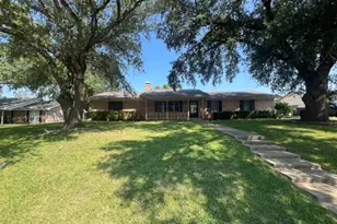523 Clearwater Rd, Grand Saline, TX 75140 - Photo 1