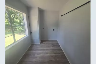 303 S Lloyd Street, Hamilton, TX 76531 - Photo 9