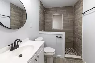 303 S Lloyd St, Hamilton, TX 76531 - Photo 3