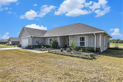 555 Advance Road, Weatherford, TX 76088 - Photo 1