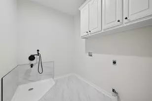 2105 W Crawford St, Denison, TX 75020 - Photo 25