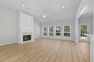 2105 W Crawford St, Denison, TX 75020 - Photo 5