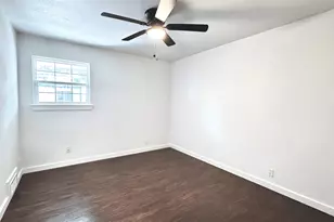 3315 Cedarcroft Ln, Dallas, TX 75233 - Photo 13