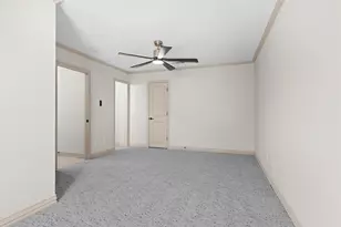 1925 Manor Way Dr, Mansfield, TX 76063 - Photo 37