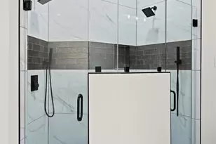 1925 Manor Way Dr, Mansfield, TX 76063 - Photo 23