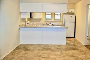 2506 Oak Leaf Dr, Arlington, TX 76006 - Photo 3