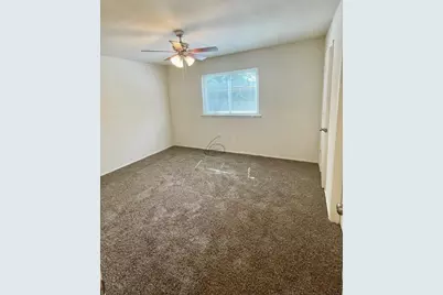 2506 Oak Leaf Drive, Arlington, TX 76006 - Photo 7