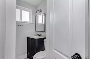 614 Blueberry Ln, Grand Prairie, TX 75052 - Photo 29