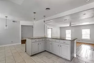 614 Blueberry Ln, Grand Prairie, TX 75052 - Photo 17
