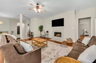 12109 Ridge Tree Rd, Fort Worth, TX 76036 - Photo 9