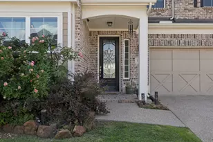 1305 Mary Horn Ln, Aubrey, TX 76227 - Photo 3