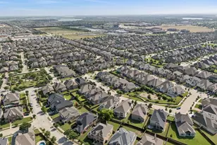 1305 Mary Horn Ln, Aubrey, TX 76227 - Photo 29