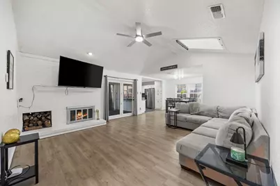 1422 Westwood Drive, Lewisville, TX 75067 - Photo 5