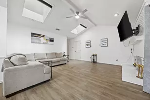 1422 Westwood Dr, Lewisville, TX 75067 - Photo 3