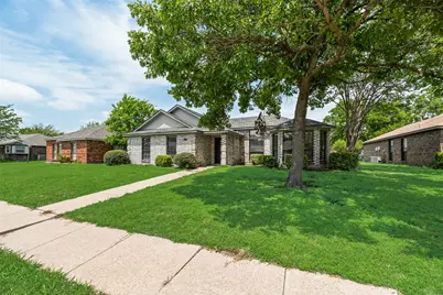 7805 Swiss Way, Rowlett, TX 75089 - Photo 3