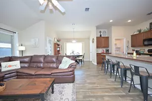 741 W Bend Blvd, Burleson, TX 76028 - Photo 11