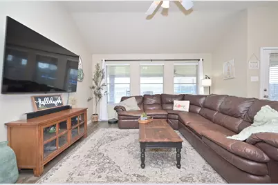 741 W Bend Boulevard, Burleson, TX 76028 - Photo 13