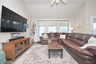 741 W Bend Blvd, Burleson, TX 76028 - Photo 13