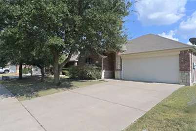 741 W Bend Boulevard, Burleson, TX 76028 - Photo 35