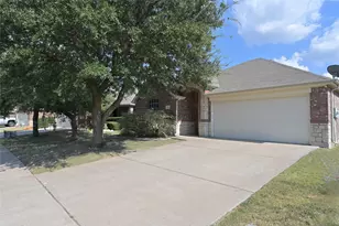 741 W Bend Blvd, Burleson, TX 76028 - Photo 35