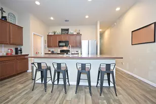 741 W Bend Blvd, Burleson, TX 76028 - Photo 3