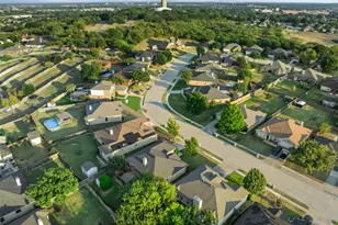 908 Ryanfield Ct, Burleson, TX 76028 - Photo 25