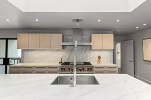 2103 Indian Creek Dr, Westover Hills, TX 76107 - Photo 13