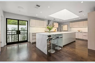 2103 Indian Creek Drive, Westover Hills, TX 76107 - Photo 15