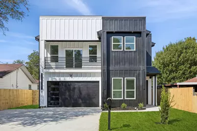 811 N Bond Avenue, Dallas, TX 75211 - Photo 1