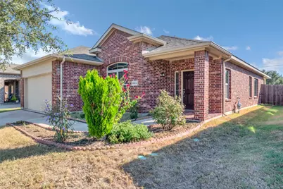 1964 Kachina Lodge Road, Fort Worth, TX 76131 - Photo 5