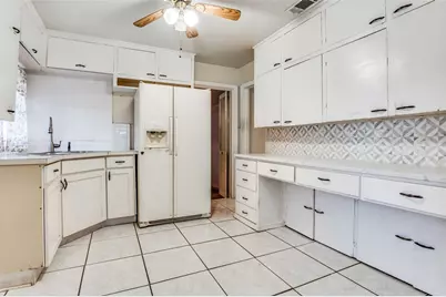 408 W Montana Avenue, Dallas, TX 75224 - Photo 5