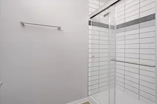 215 E Nelson St, Denison, TX 75021 - Photo 17