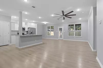 215 E Nelson Street, Denison, TX 75021 - Photo 9