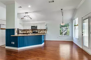 1622 Redwood Dr, Corinth, TX 76210 - Photo 9