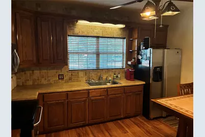 106 S Houston Street, Millsap, TX 76066 - Photo 11