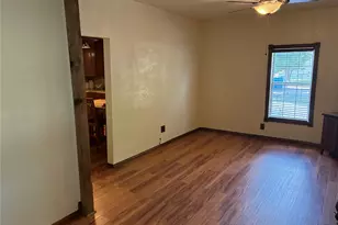 106 S Houston St, Millsap, TX 76066 - Photo 15