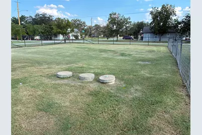 106 S Houston Street, Millsap, TX 76066 - Photo 29