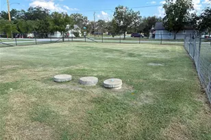 106 S Houston St, Millsap, TX 76066 - Photo 29