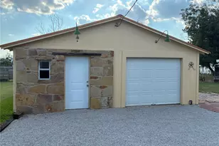 106 S Houston St, Millsap, TX 76066 - Photo 23