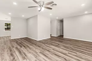 93 Regents Park, Bedford, TX 76022 - Photo 7