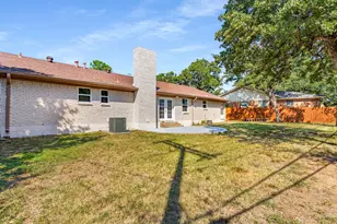 93 Regents Park, Bedford, TX 76022 - Photo 31